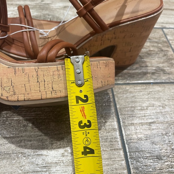 Universal Thread Shoes Women's Alva Platform Heels NWT Brown Size 11 - Picture 3 of 8